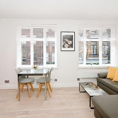 F1 Greek Street By City Living London Exterior photo